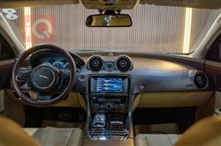 جاكوار XJ